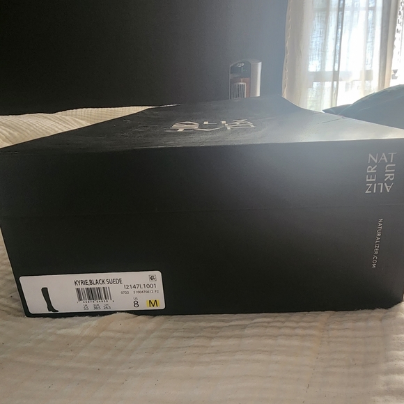 Naturalizer Kyrie Black Suede Boots - Picture 11 of 11